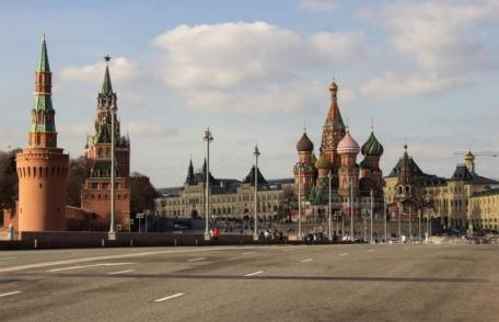 Războiul de la granița noastră nu dă semne că se va termina în curând. Rusia și-a majorat bugetul apărării cu aproape 70%