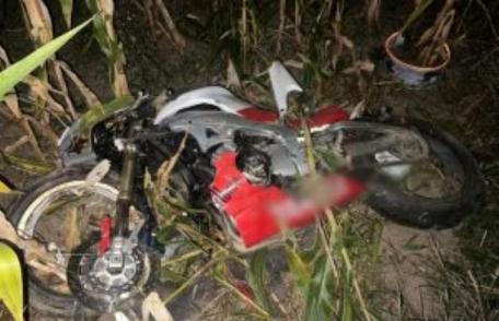 Tragedie pe drumul Botoșani – Suceava! Un motociclist de 18 ani a decedat și o fată de 16 ani este grav rănită