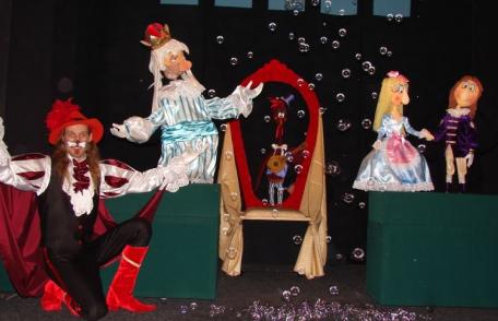 O reîntâlnire cu Motanul încălțat la Teatrul Vasilache