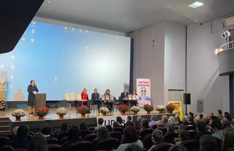 Lansare de carte și concurs de documentare la Dorohoi în zi aniversară – 616 ani