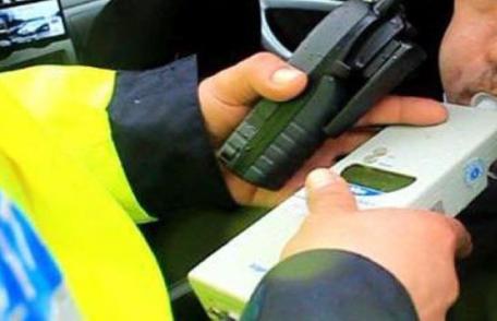 Conducători auto din Dorohoi, Suharău și Iași prinși băuți la volan de polițiștii botoșăneni