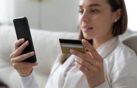 Informaţie pentru cei care au Revolut. Noua facilitate de care beneficiază chiar de acum