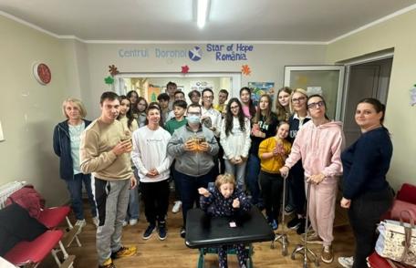 „Prietenie fără bariere” sloganul zilei la activitatea desfășurată de copiii cu dizabilități alături de elevii de la Școala „Spiru Haret” - FOTO