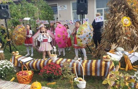 Târgul produselor de toamnă organizat la Școala Gimnazială Nr. 1 Dimăcheni - FOTO