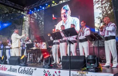 Spectacol susținut de Rapsozii Botoșanilor cu ocazia Zilei Naționale a României