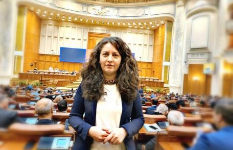 Alexandra Huțu: „Suntem datori să îi onorăm prin gesturi, fapte și atitudini demne pe eroii și veteranii din cele două Războaie Mondiale..”