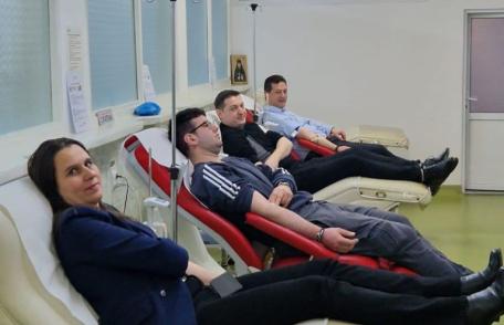 Peste 100 de cadre didactice din județ au răspuns afirmativ la apelul medicilor de a dona sânge