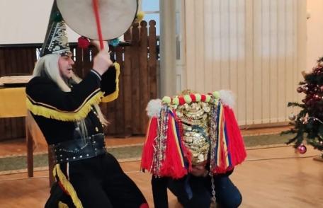 Masca tradițională, moștenirea lăsată de daci. Simpozion organizat de Școala Populară de Arte - FOTO