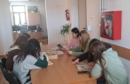 Mihai Eminescu, poetul nepereche, sărbătorit la C.N. „Grigore Ghica” Dorohoi - FOTO