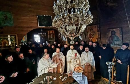 Ziua Poetului național Mihai Eminescu, prilej de comuniune prin credință și cultură în cadrul sedinței lunare a Protopopiatului Dorohoi - FOTO