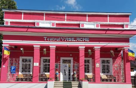 Teatrul „Vasilache” din Botoșani decorat de președintele României, Klaus Iohannis, cu prilejul Zilei Culturii Naționale