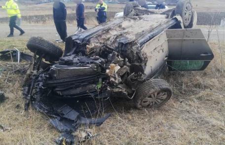 Accident la Corlăteni! Doi bărbați au ajuns la spital după ce s-au răsturnat cu mașina