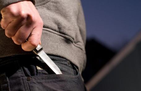 Doi bărbați reținuți pentru tentativă de omor