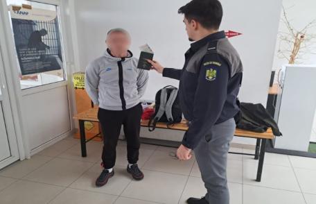 Identitate românească ascunsă în ambalajul unui parfum la Stânca