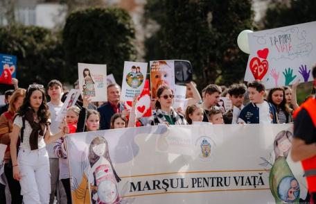 Marșul pentru viață 2024 în municipiul Dorohoi - „Doar împreună construim pentru VIAȚĂ!” - VIDEO / FOTO