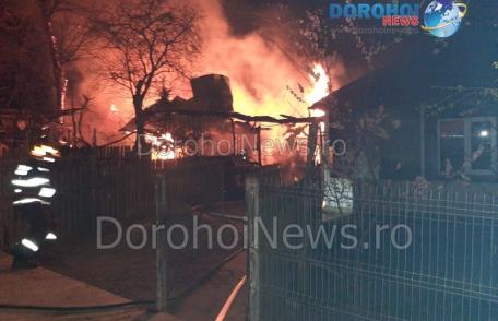 Incendiu violent izbucnit într-o gospodărie din comuna Hilișeu Horia. Mai multe anexe au fost cuprinse de flăcări - FOTO