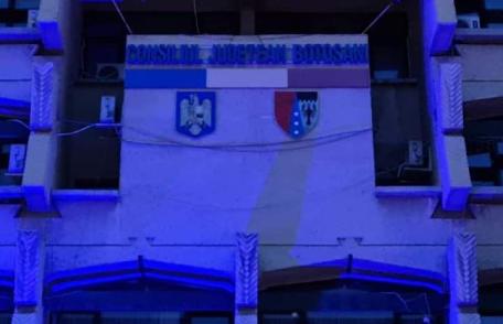 De Ziua Mondială de Conştientizare a Autismului, Consiliul Județean iluminează în albastru Palatul Administrativ