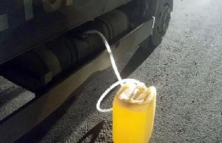 Tânăr reținut pentru furt de motorină, la Darabani 