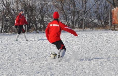 FCM Dorohoi: Amical jucat pe un ger de crăpau pietrele