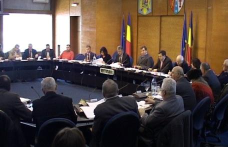 Banii alocaţi de CJ primăriilor, blocaţi până în vară