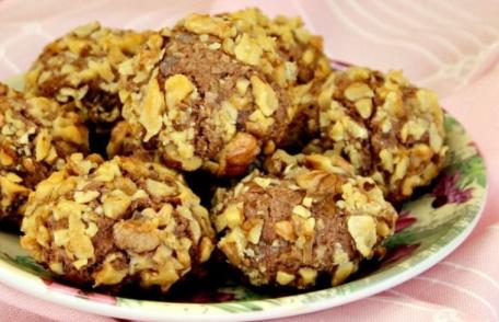 Fursecuri cu cacao și nuci