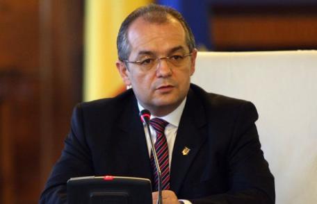 Emil Boc își dă demisia: „Am luat decizia de a depune mandatul guvernului”