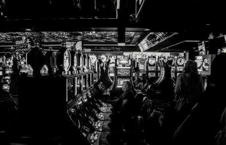 Cu ce surprize vine 2024 în materie de jocuri de noroc: noile lansări de sloturi