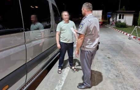 Urmărit pentru conducere fără permis, depistat de polițiștii de frontieră la Stânca