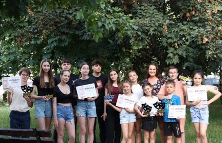 Premii obținute de elevii secției de actorie din Dorohoi a Școlii Populare de Arte Botoșani la un Festival Internațional - FOTO