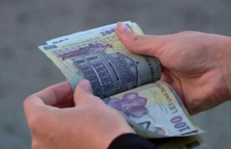 Decizie pentru cei care plătesc cu bani cash. Se acordă vouchere