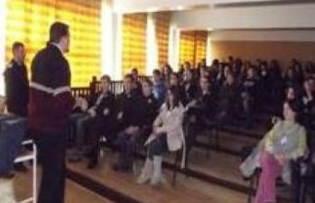 Activităţi preventive efectuate de jandarmi în școlile din judeţul Botoşani