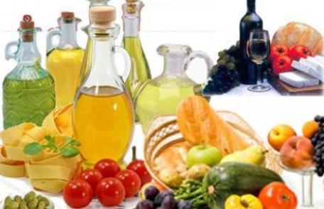 Leacuri de la bunica: Farmacia naturistă poate rezolva afecţiunile uşoare