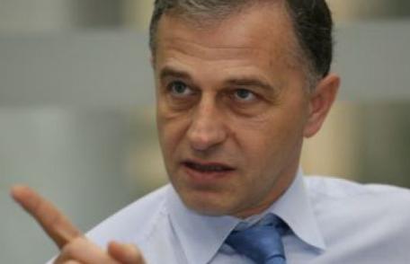 Geoană, despre candidaturile USL la locale: Va fi ca pe Titanic, se vor bate pe bărcile de salvare