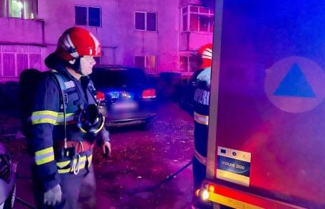 O tigaie cu mâncare uitată pe aragazul a provocat panică într-un bloc - FOTO