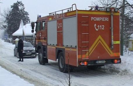 ISU Botoșani: 11 misiuni de înlăturare a pericolului de pe acoperişuri