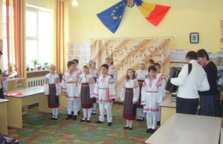 Şcoala „Al.I.Cuza” Dorohoi: Proiect educațional județean „Universul copilăriei”