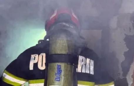 Incendiu izbucnit de la o centrală supraîncălzită