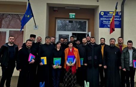 Activitate de cerc pedagogic a profesorilor de religie din zona Dorohoi - FOTO
