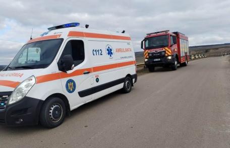 Botoșănean găsit în flăcări pe marginea drumului