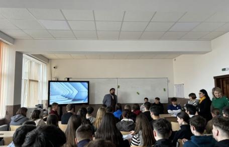 Liceenii de la „Regina Maria” Dorohoi au descoperit cum pot recunoaște, preveni și combate bullying-ul