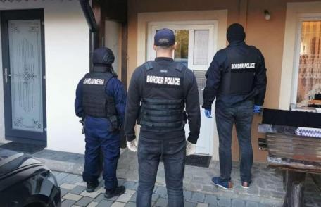 Trei mandate de percheziție domiciliară și țigări confiscate de polițiști la Todireni 