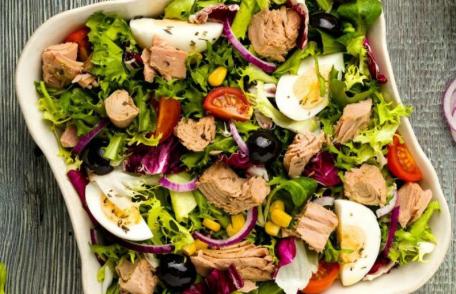Salată de ton