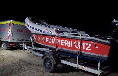 Bărbat rămas blocat pe o insulă formată în mijlocul râului Prut salvat de pompierii militari din Dorohoi