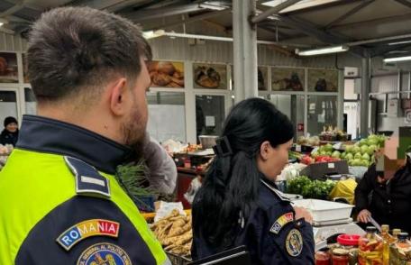 Acțiune a polițiștilor de investigare a criminalității economice în Piața Centrală din Dorohoi