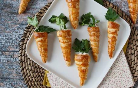 Morcovi din foitaj - aperitivul drăguț de paște