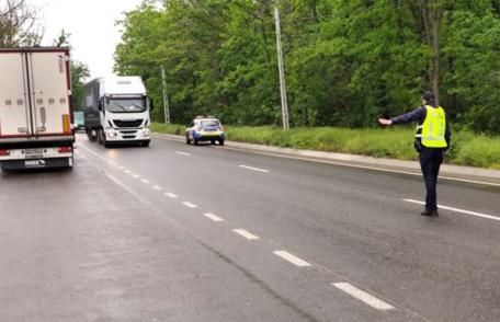 Amendă de 6.000 de lei pentru un șofer oprit în trafic la Ripiceni