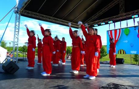 Ziua Copilului 2025 marcată de elevii de la Clubul Copiilor Dorohoi și invitații, într-un spectacol complet