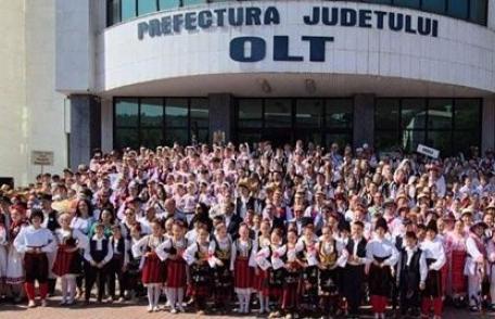 Ansamblul „Mugurelul-Mărgineanca” a cucerit Oltenia! S-a intors victorios de la Concursul Național al Copiilor „Călușul Românesc”