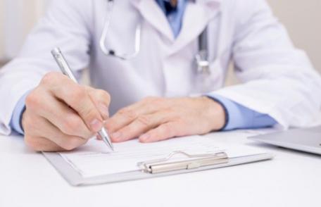 Medicii, verificați pentru cum dau concedii. „Sezonul bolilor” la români coincide cu „punțile” bugetare de Paște și de 1 Mai