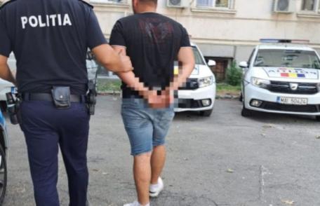 Reținut de polițiști, după ce a sustras 16.000 de lei din casa unei bătrâne